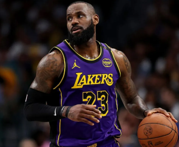 lebron-james-minta-nba-untuk-tiru-nfl
