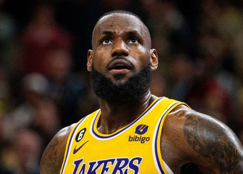 los-angeles-lakers-akan-mendatangkan-1-pemain-hebat