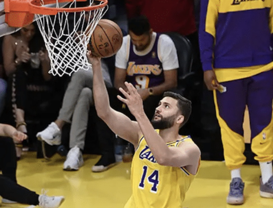 jj-redick-peforma-maxi-kleber-usai-laga-lawan-bucks